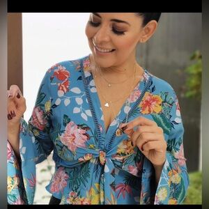 Thread Story Floral Blue Women's Top knotted front XL